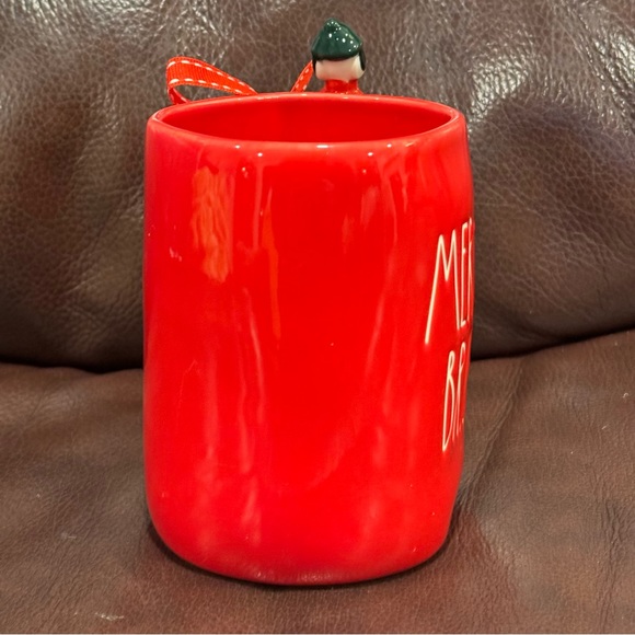 MERRY & BRIGHT Snoopy Figural Christmas Mug - Rae Dunn Peanuts Collection - Picture 9 of 12